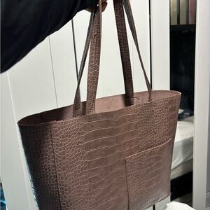 Elegant Crocodile-Embossed Tote Bag - Brown
